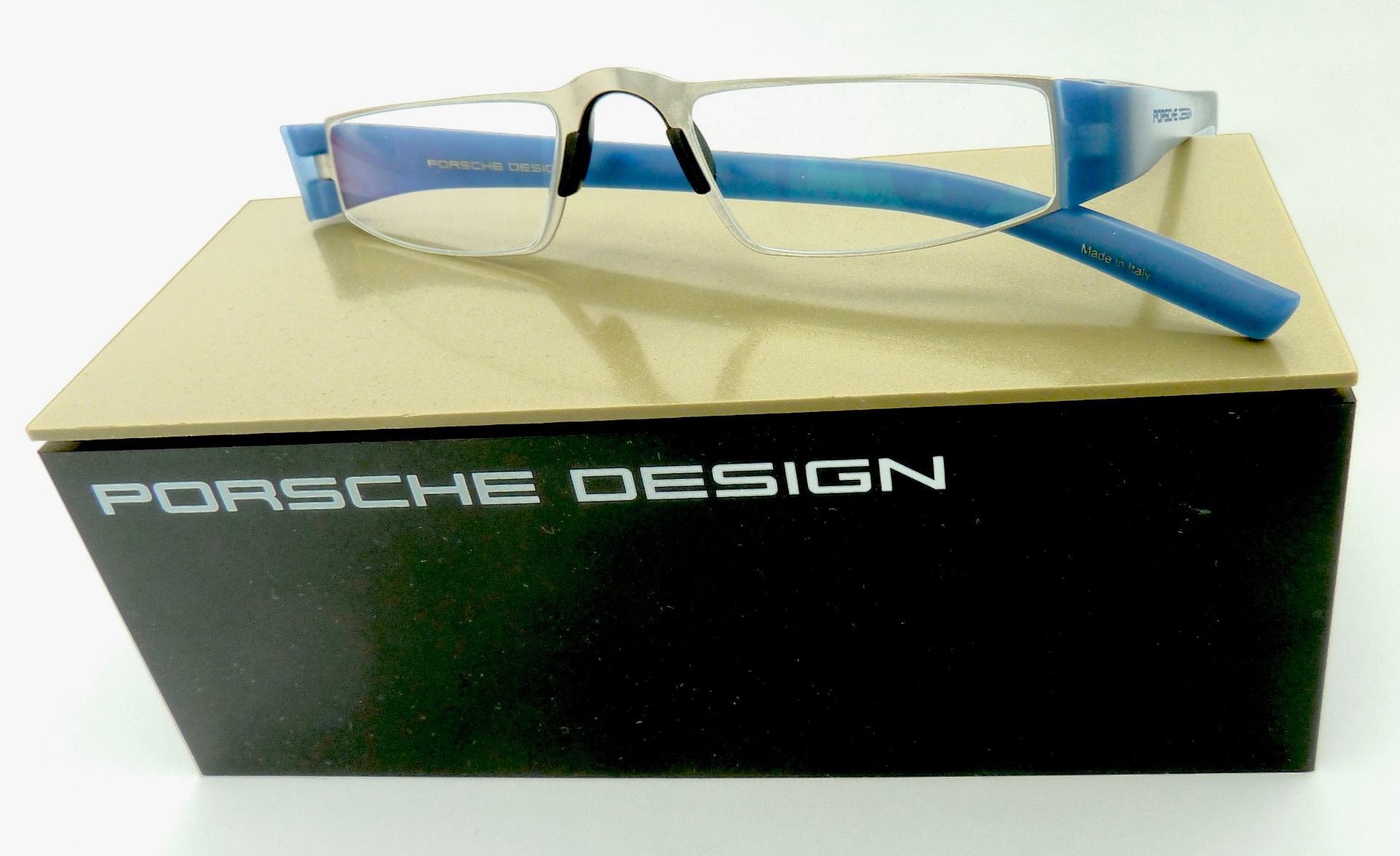 Porsche design 8801